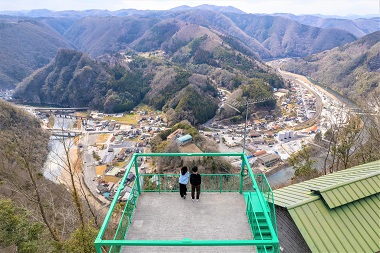 カルスト山荘展望台 岡山 観光 井倉峡